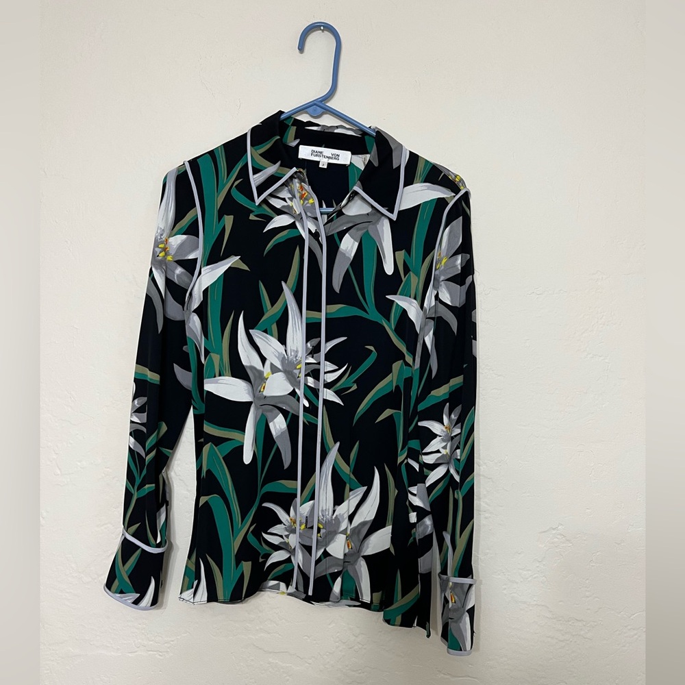 Diane Von Furstenburg Silk Button Down
